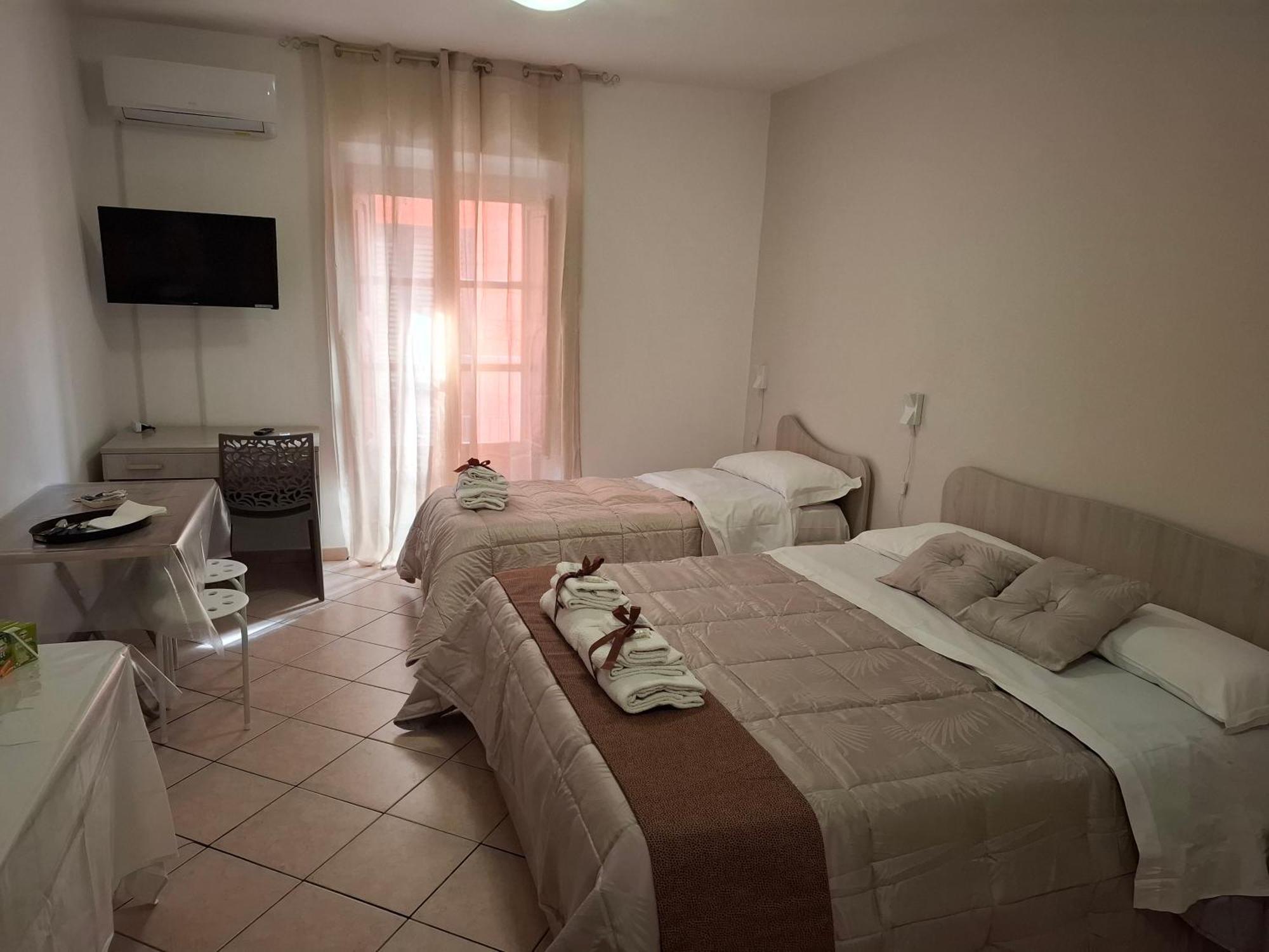 B&B Le Lumie "Il Cortiletto Del Centro" Agrigento Exterior photo