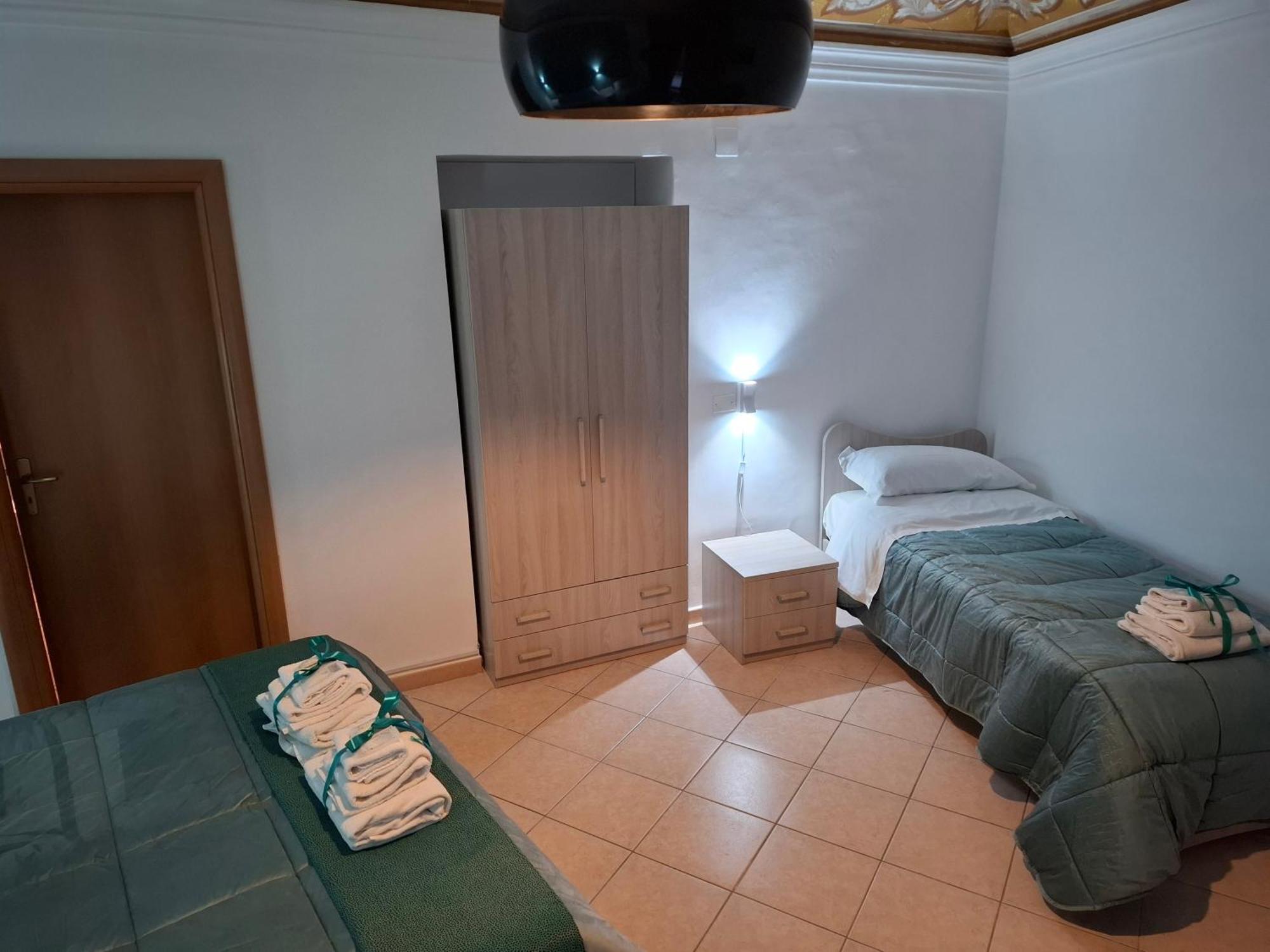 B&B Le Lumie "Il Cortiletto Del Centro" Agrigento Exterior photo